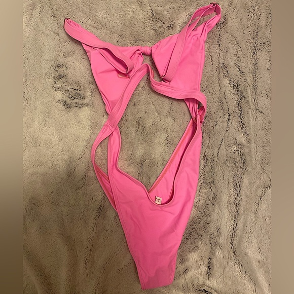 Tainehs Sexy One Piece High Cut Cheeky Thong Swimsuit - Picture 2 of 5